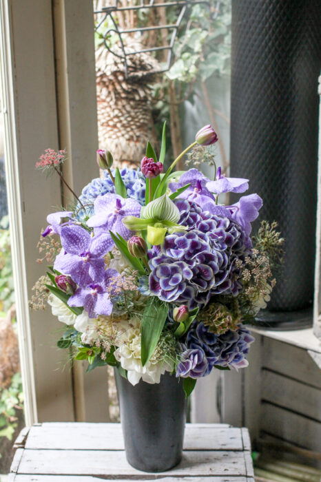 アレンジメント 明日着のおしゃれな花